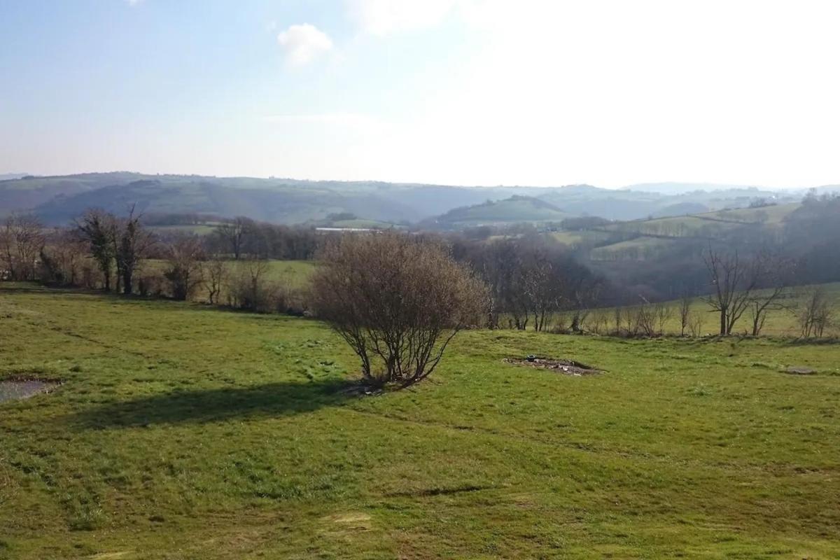 Gites & Chambres D'Hotes Peyrecout Laparrouquial Esterno foto