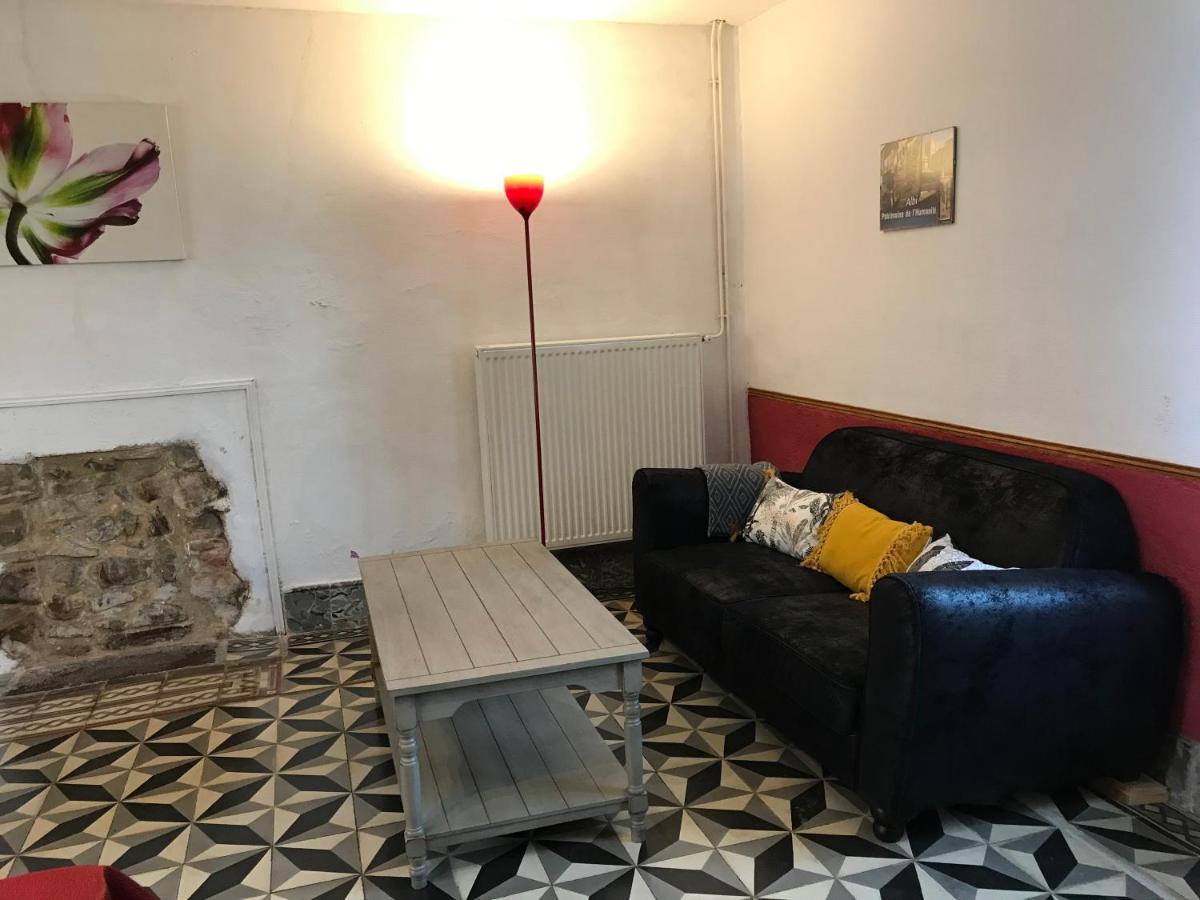 Gites & Chambres D'Hotes Peyrecout Laparrouquial Esterno foto