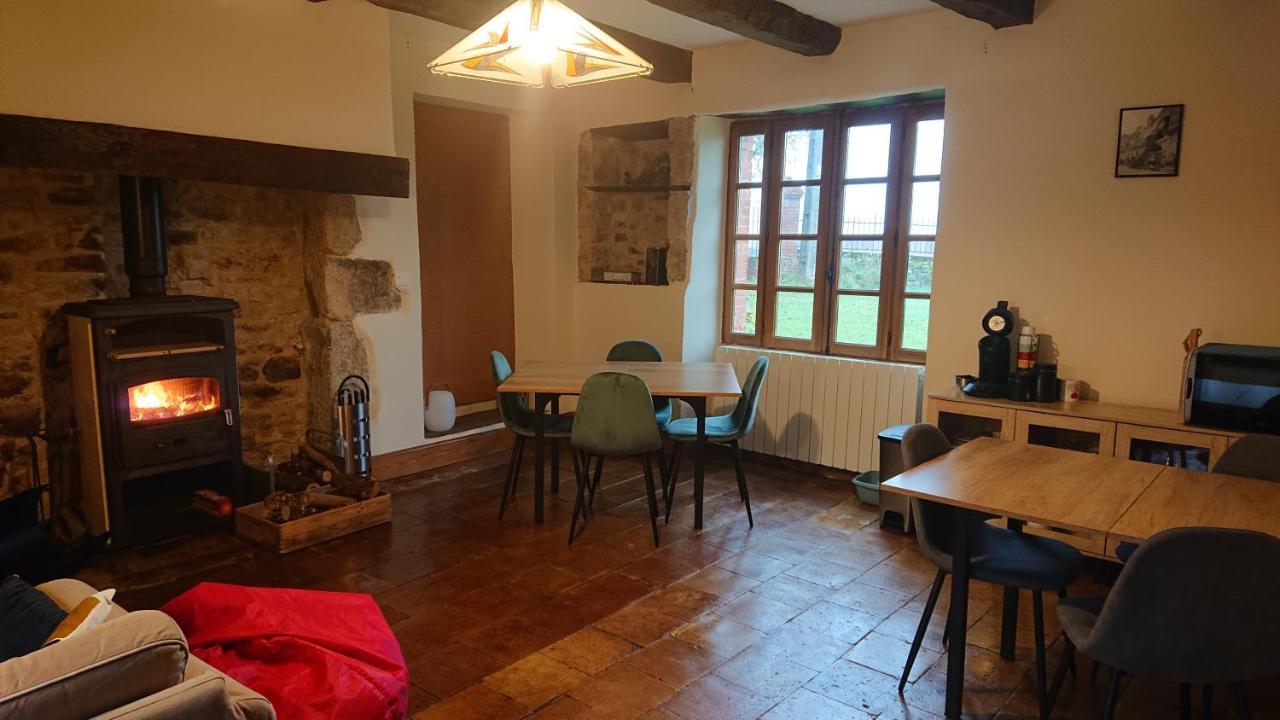 Gites & Chambres D'Hotes Peyrecout Laparrouquial Esterno foto