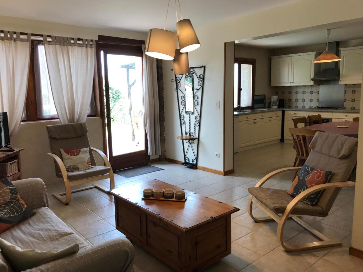 Gites & Chambres D'Hotes Peyrecout Laparrouquial Esterno foto