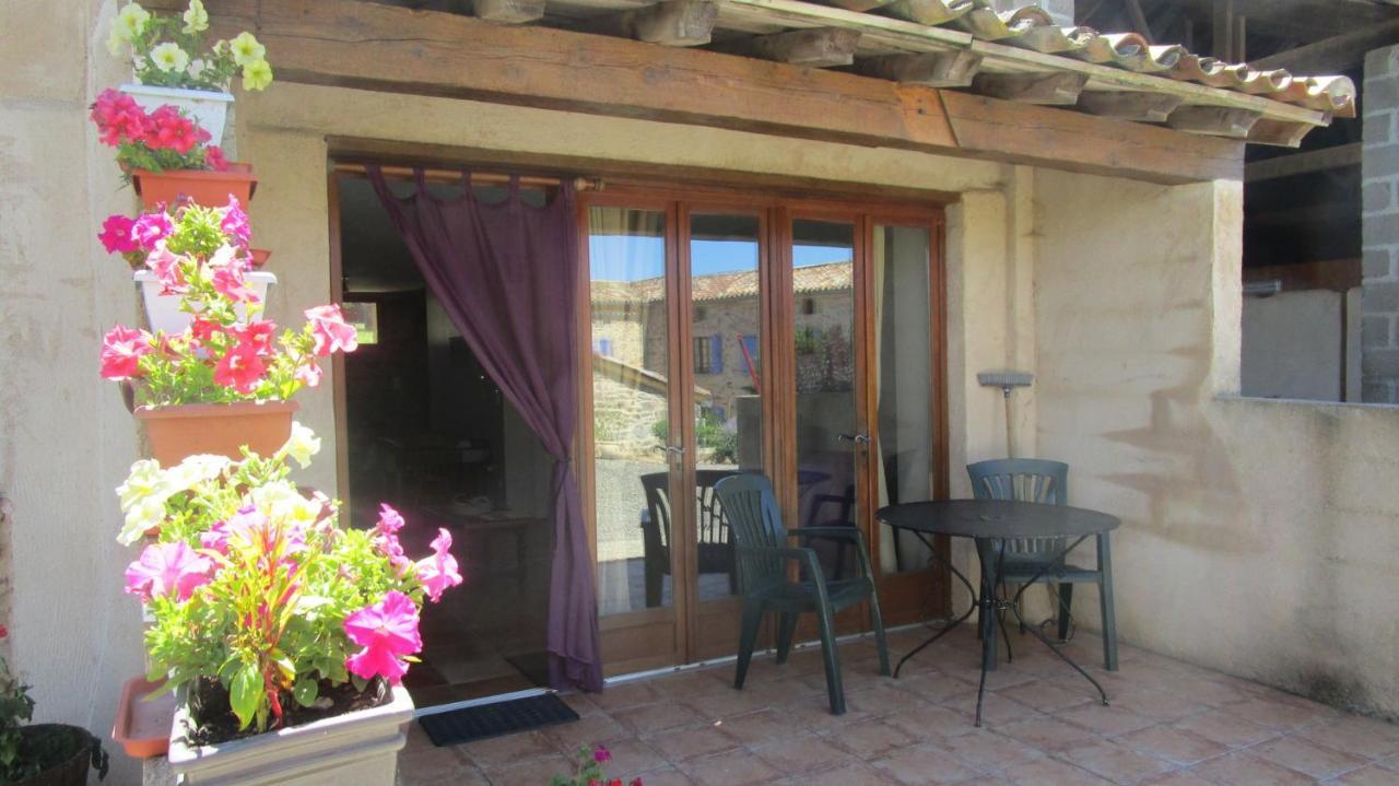 Gites & Chambres D'Hotes Peyrecout Laparrouquial Esterno foto