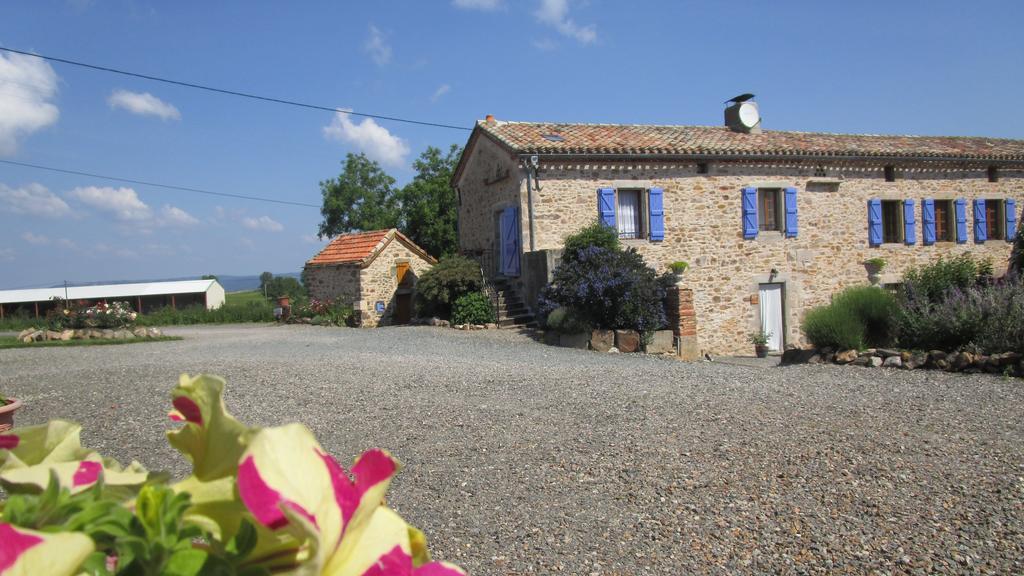 Gites & Chambres D'Hotes Peyrecout Laparrouquial Esterno foto
